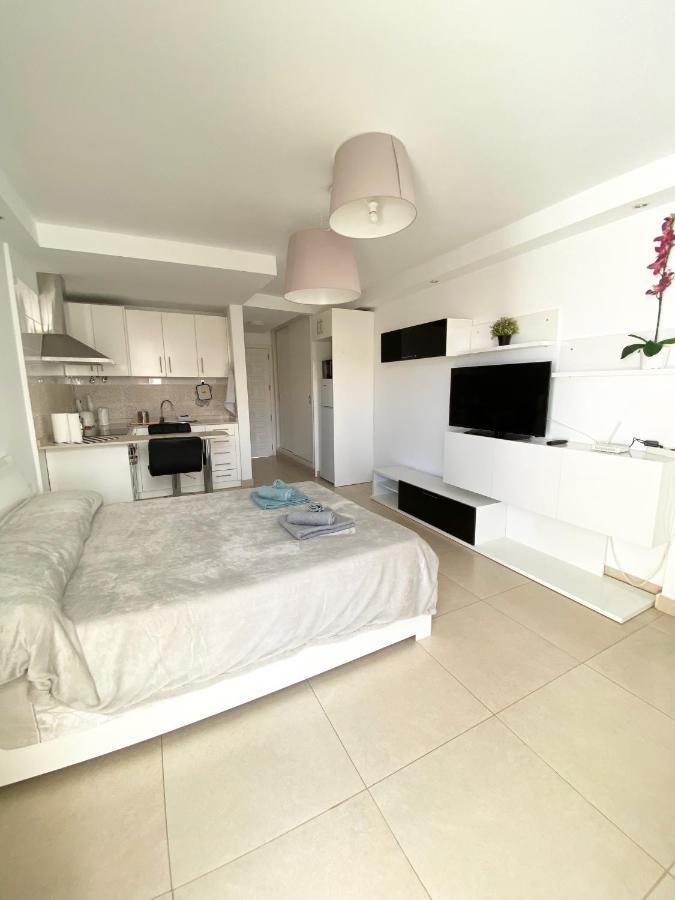 Aloha Summerland Vip Studio Sea & Pool View Los Cristianos  Kültér fotó